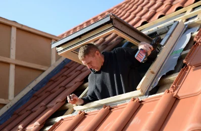 Pose de fenêtres de toit Velux à Banthelu